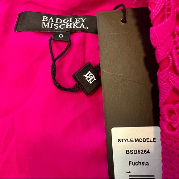 NWT! Badgley Mischka Fuchsia Lace Georgette Belted Midi-Dress. Size 0. - Picture 11 of 16
